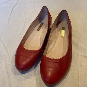 Louise Et Cie sz 6.5 red leather ballet flats/slip-on shoes